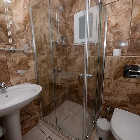 Neruda 홈스테이 *