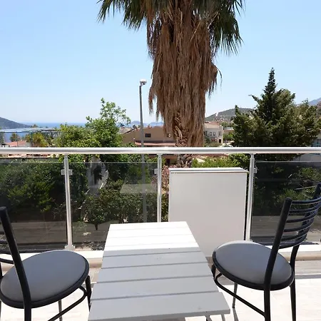 Neruda * Kalkan