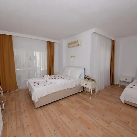 Neruda Homestay