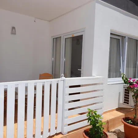 Neruda Kalkan