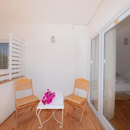 Rum i privatbostad Neruda Kalkan